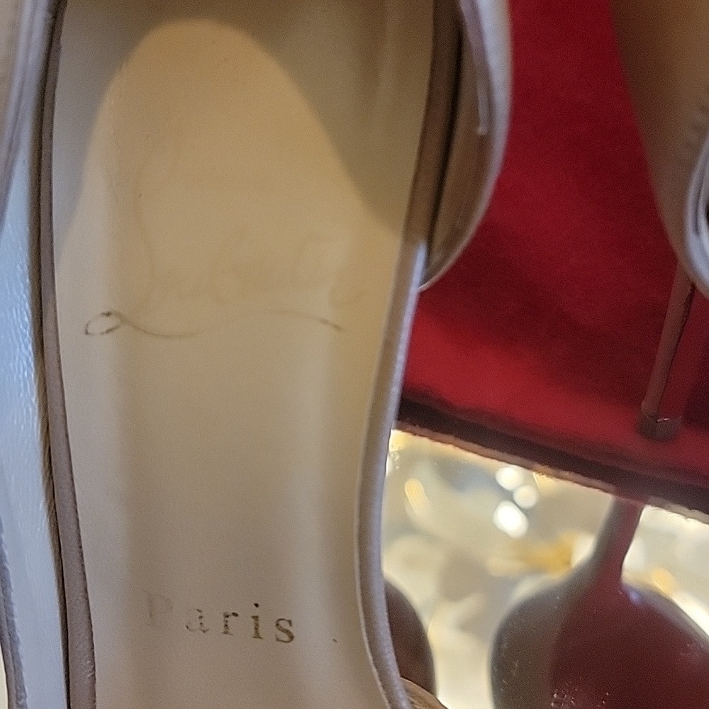 Christian Louboutins Iriza 100 Heel Nude Sz 35.5 - Picture 11 of 15